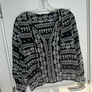 Alice + Olivia Black and White cotton embroidered Geometric button down top
